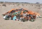 تحت إشراف مكتب الصناعة والتجارة وقوات طوق العاصمة عدن.. إتلاف كمية من المواد المهربة والمضبوطات المخالفة