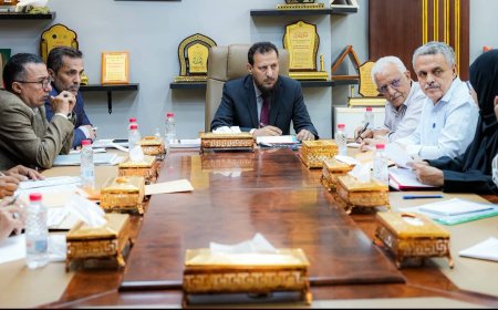 برئاسة المحافظ عبد الرحمن شيخ.. إقرار حزمة من المشاريع في قطاعات الطرق والمياه والصرف الصحي والأشغال العامة