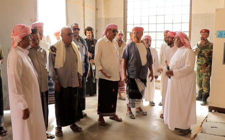 الوكيل بارباع يفتتح مشروع مياه في رماه ويبحث احتياجات المديرية من المشاريع والخدمات الأساسية