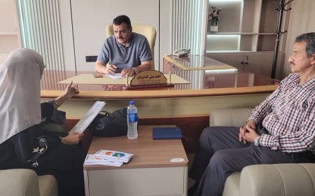 خلال لقائه وفد مركز رؤى للدراسات الاستيراتيجية..مدير عام البريقة يناقش تفعيل إدارة محمية العزيزي وتعزيز حمايتها