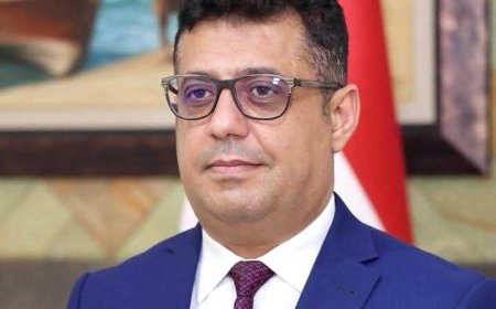 وزير الدولة «الأبارة»: محاولات فرض حضور إيراني عبر مطار صنعاء تتجاوز سيادة اليمن