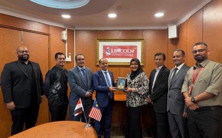 المستشار الثقافي بماليزيا يبحث مع قيادة كلية لينكولن تعزيز التعاون الأكاديمي ودعم الطلاب اليمنيين