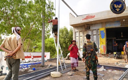 وحدة حماية الأراضي تنفذ حملة لضبط مخالفات البناء العشوائي والمنشآت غير المرخصة بالعاصمة عدن