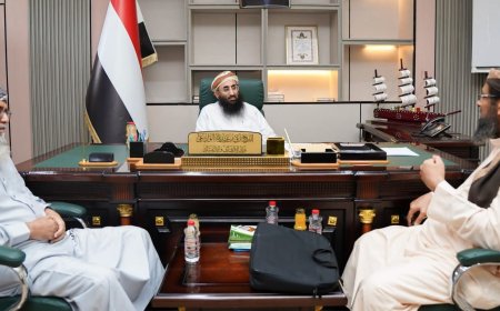 خلال لقائه قيادة مؤسسة العادل.. وزير الأوقاف يجدد التزام الوزارة بدعم برامج تحفيظ القرآن وتأهيل الكوادر