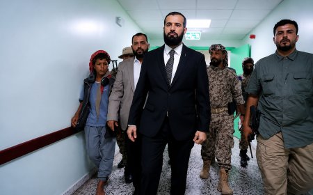 عاجل.. محافظ أبين يوقف مدير مستشفى الرازي ويحيله إلى التحقيق خلال زيارة مفاجئة .
