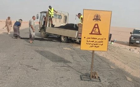 الأشغال العسكرية بالفرقة الأولى طوارئ تنفذ أعمال صيانة للطريق الممتد بين العبر والخشعة