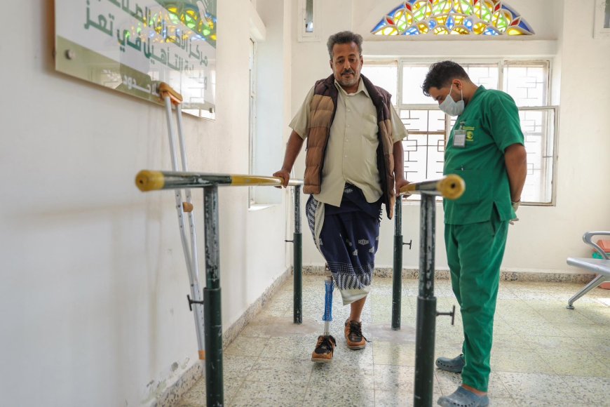 مركز الأطراف الصناعية بتعز يقدم خدماته الطبية لـ (576) مستفيدًا خلال يونيو الماضي