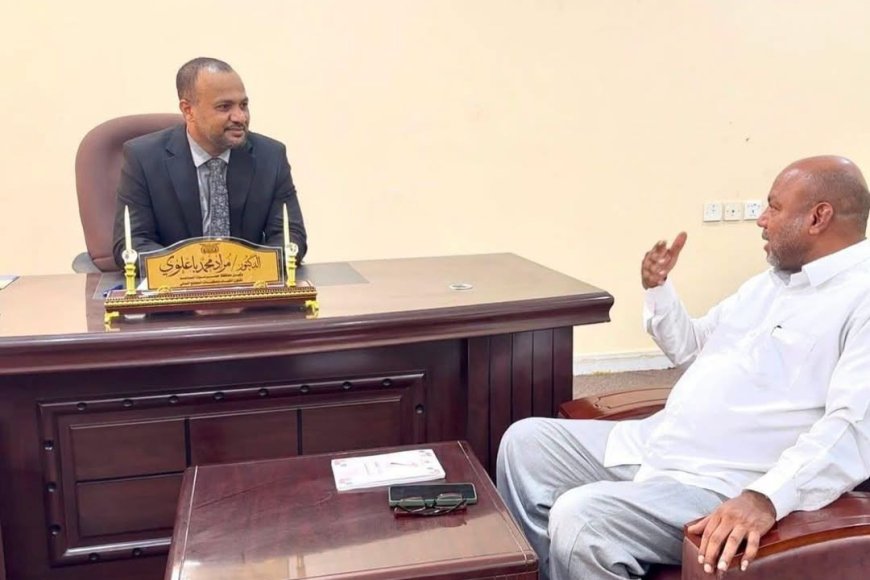 وكيل المحافظة باعلوي يبحث مع المدير العام للشباب والرياضة بساحل حضرموت تعزيز العمل الشبابي وتطوير القطاع الرياضي