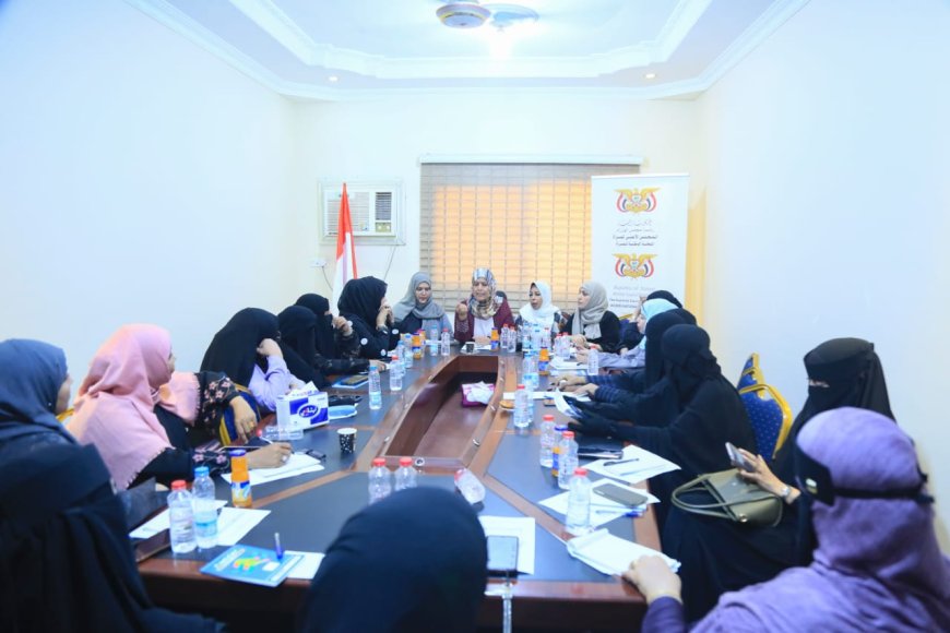 اللجنة الوطنية للمرأة تجتمع بعضواتها في الوزارات والهيئات الحكومية لبحث تحديات العمل وتمكين المرأة مؤسسيًا