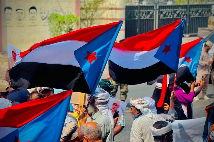 المتظاهرون في المحافظات الجنوبية يعلنون رفضهم للمجالس الجديدة .. تفاصيل