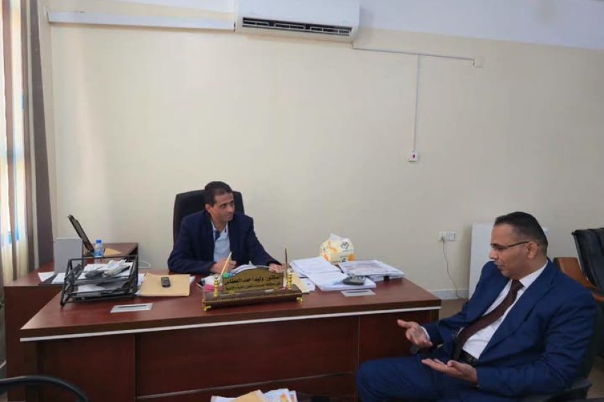 الوكيل المالي والإداري الدكتور العطاس يلتقي المدير العام لمكتب التعليم الفني والتدريب المهني بساحل حضرموت
