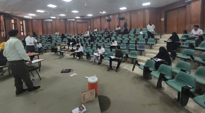 بنجاح وتنظيم متميز.. كلية الحقوق بجامعة عدن تختتم امتحاناتها 