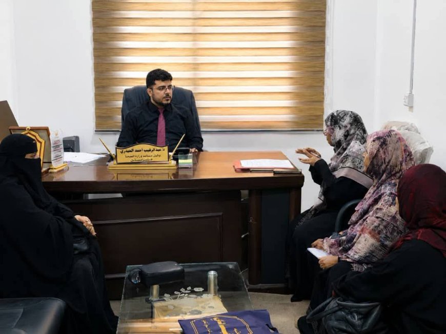 الحيدري يؤكد أهمية المسح الوطني للقابلات لتعزيز خدمات صحة الأم والوليد.