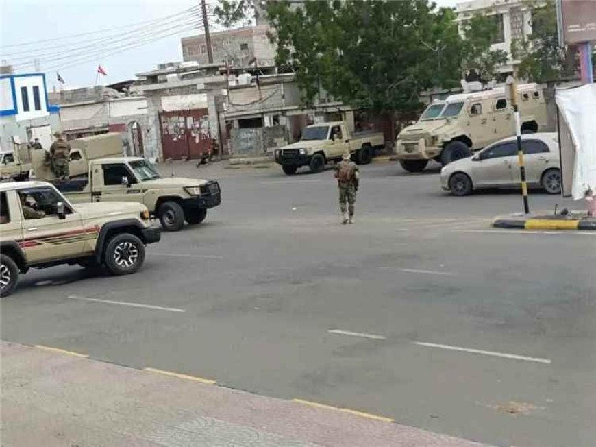 عاجل.. تفاصيل إطلاق نار داخل قاعة اجتماع أثناء تواجد محافظ أبين مختار الرباش