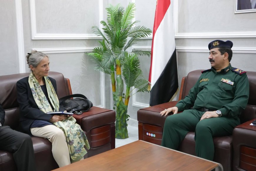 وزير الداخلية يبحث مع سفيرة مملكة هولندا تعزيز التعاون الأمني 