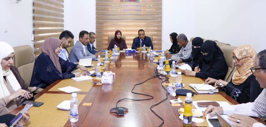 لجنة تسيير الأمن الغذائي بعدن تناقش الاستراتيجية الوطنية للأمن الغذائي 2026-2030