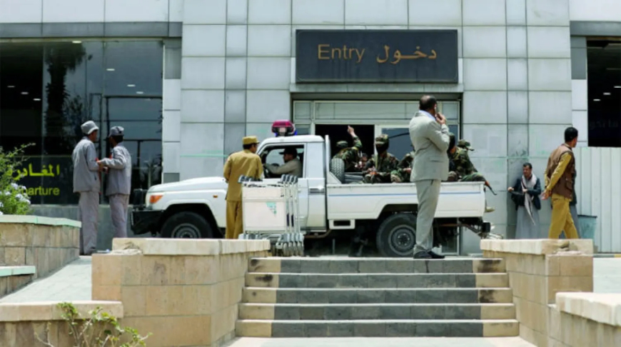 مصادر: استنفار حوثي حول مطار صنعاء الدولي وسط إجراءات أمنية مشددة