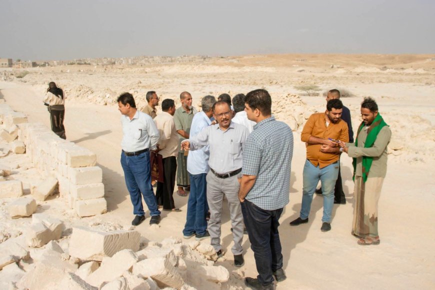 مدير عام المياه ينفذ نزولا ميدانيًا لغيل باوزير لتفقد المحاجر و دراسة المخاطر البيئية لها