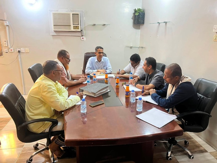 مدير عام الشؤون الاجتماعية والعمل يبحث مع ممثلي شركة بترومسيلة أوضاع العمال ومستحقاتهم