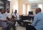 إإجراء مراسم الاستلام والتسليم بين مدير عام مكتب الشباب والرياضة الجديد والسابق بساحل حضرموت