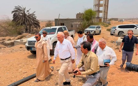 الوزير الشرجبي يتفقد حقل مياه وادي الجزع بمديرية الغيضة  