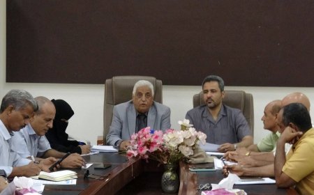 محافظ لحج مراد الحالمي يترأس اجتماع مجلس جامعة لحج ويؤكد دعم السلطة المحلية لتطوير التعليم الجامعي