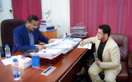 المحافظ بن الوزير يؤكد محورية قطاع الطرق والجسور في دعم مسار التنمية والخدمات العامة بالمحافظة.