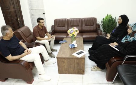 مدير عام التعليم الفني بعدن يناقش مع "مؤسسة رنين!" استكمال ترميم مختبرات "التجاري" وخطة التدخلات المقبلة بـ "البحري"