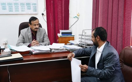 المحافظ بن الوزير يطّلع على مستوى الإنجاز في مشروعي مركز القسطرة القلبية ومركز علاج سوء التغذية