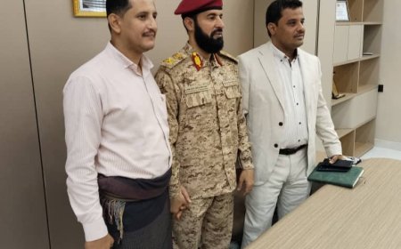 مشروع نوعي لأبين.. المحافظ الرباش ومدير شركة النفط اليمنية – فرع عدن يبحثان إنشاء أول محطة وقود مركزية نموذجية