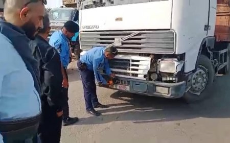 شرطة السير تنفذ حملة ميدانية لتنظيم حركة شاحنات النقل الثقيل في جولة كالتكس