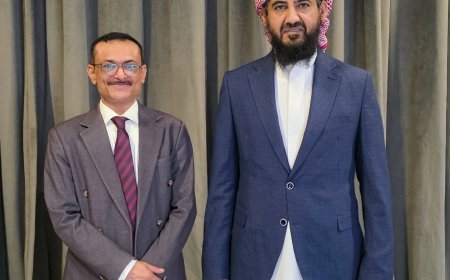المحرمي يستقبل رئيس مركز نشوان الحميري ويؤكد أهمية المعركة الثقافية في مواجهة المشروع الحوثي