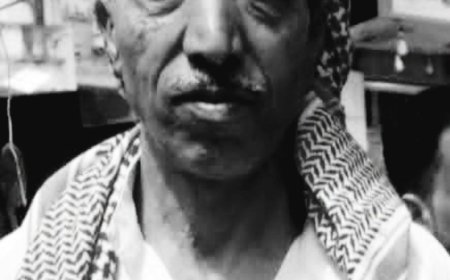 الرقيبي يعزي الوكيل الشريحي في وفاة والده