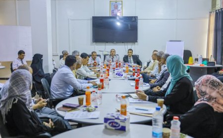 جامعة عدن تشكل فرق عمل لتطوير خطتها الاستراتيجية وقياس الأداء المؤسسي