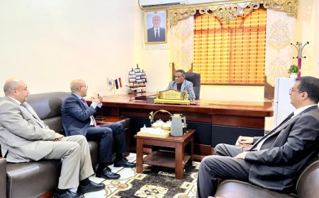 القدسي يتسلم توصيات مؤتمر التحول الرقمي ويؤكد المضي في إعداد الخارطة البحثية الوطني