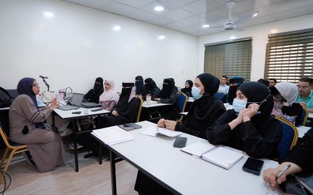 اختتام دورة الزراعة المتكاملة بمشاركة نخبة من أطباء الأسنان في عدن