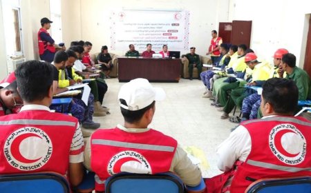 وكيل حضرموت المساعد يفتتح دورة تدريبية لتعزيز الاستعداد والاستجابة للكوارث بوادي حضرموت