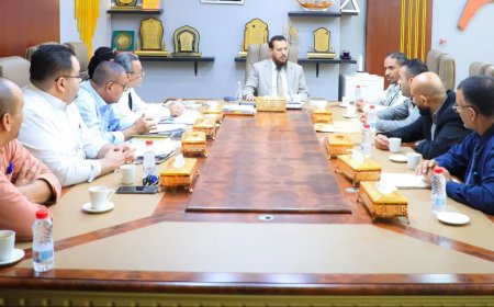 محافظ العاصمة عدن يبحث مع جمعية العون المباشر الكويتية استكمال مشروع حفر 10 آبار لتعزيز منظومة المياه