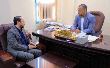 الوكيل باعلوي يبحث تعزيز العلاقات مع مدير الخدمة المدنية في الوادي والصحراء 