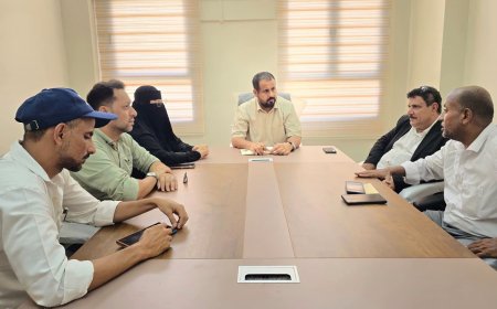 الوكيل الجهوري يبحث مع قيادتي البيئة بحضرموت وسقطرى حماية التنوع الحيوي ومنع دخول الأنواع الغازية للأرخبيل