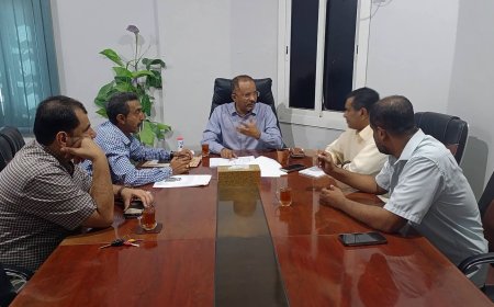 المدير العام لمؤسسة مياه ساحل حضرموت يناقش مع منظمة الفاو تدخلات مستقبلية لتأهيل محطات الصرف الصحي
