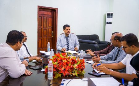 وكيل حضرموت للشؤون الفنية يعقد لقاء تعريفيا وتشاوريا حول تمويل مشروع تحسين المدن الحضرية