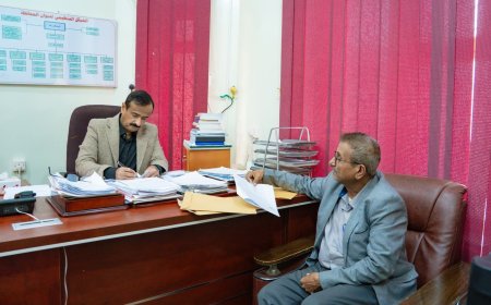المحافظ بن الوزير يشيد بمستوى إنجاز أعمال لجان العلاوات السنوية والزيادة في المرتبات