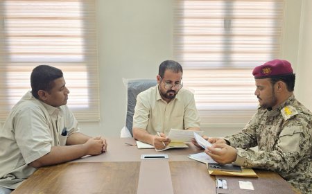 الوكيل الجهوري يبحث مع إدارة مستشفى 24 أبريل العسكري سبل تطوير العمل والخدمات الطبية