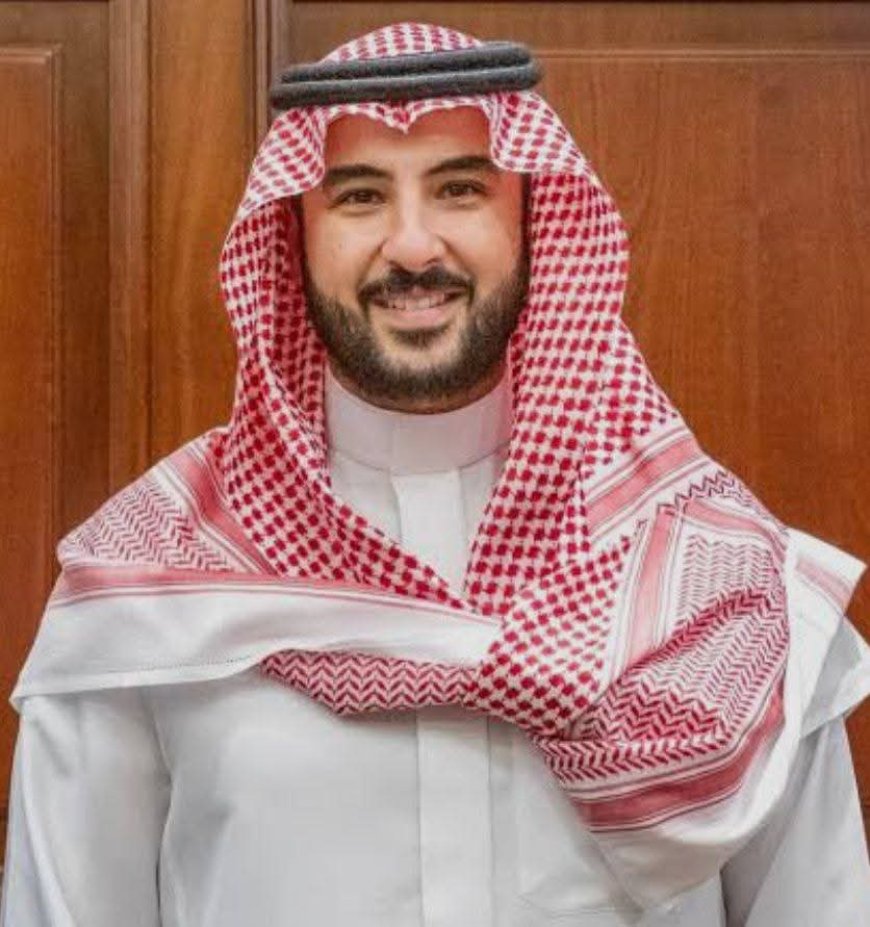 الحنكاسي يناشد الأمير خالد بن سلمان التوجيه بصرف مرتبات أمن سقطرى