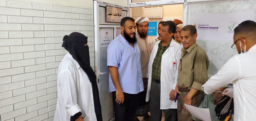 برعاية السلطة المحلية ومكتب الصحة بالعاصمة عدن .. تدشين مخيم طبي مجاني للعيون في مديرية التواهي
