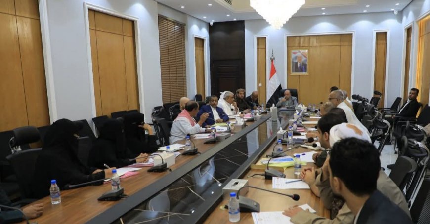 برئاسة الخنبشي وفي اجتماعها الخامس .. اللجنة التحضيرية تقر 31 أغسطس موعدًا لانعقاد المؤتمر العام التأسيسي