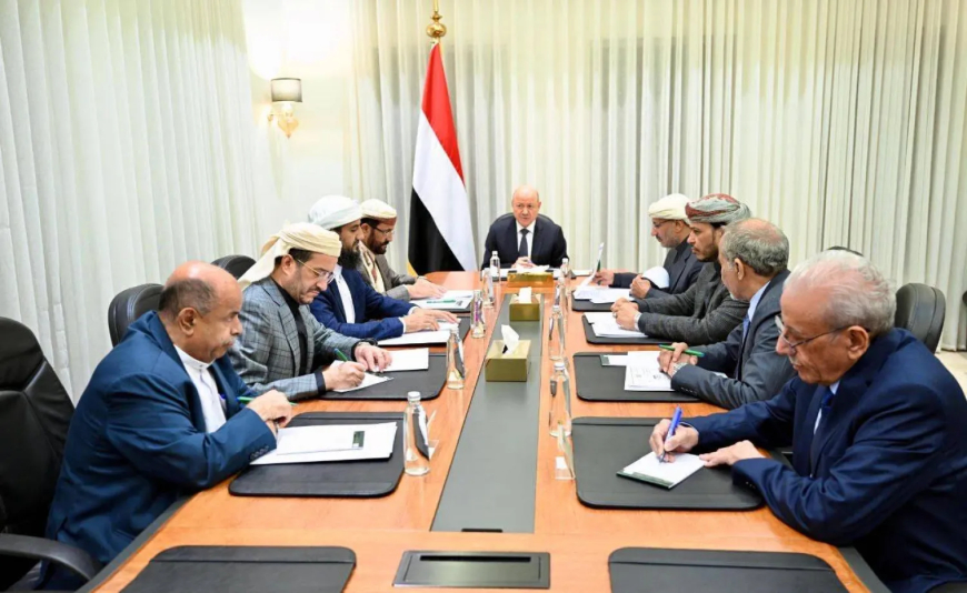 الزنداني خارج الحكومة..تعديل حكومي كاسح يطيح بكل الوزراء