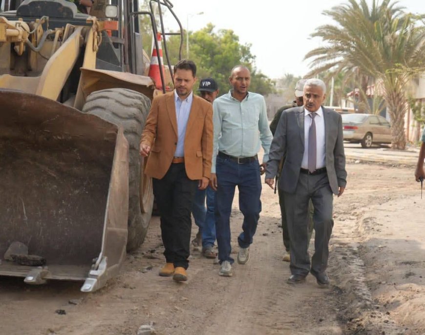 رئيس صندوق صيانة الطرق يُدشن مشروع صيانة وإعادة تأهيل الشوارع الداخلية في حي السفارات بخورمكسر