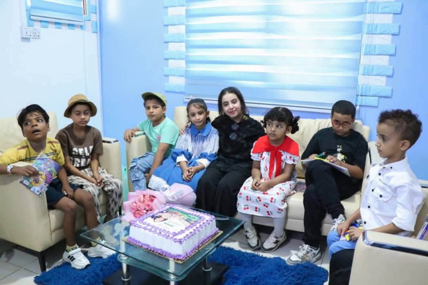 الفنانة لمى قيس تزور المؤسسة الوطنية لمكافحة السرطان في عدن